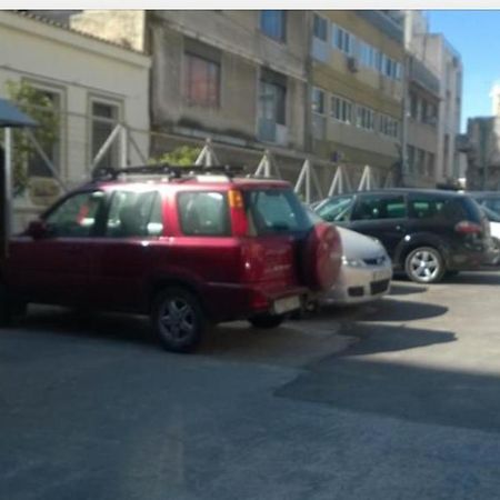 Mid Century 3 Bdr City Centre Townhouse أثينا المظهر الخارجي الصورة