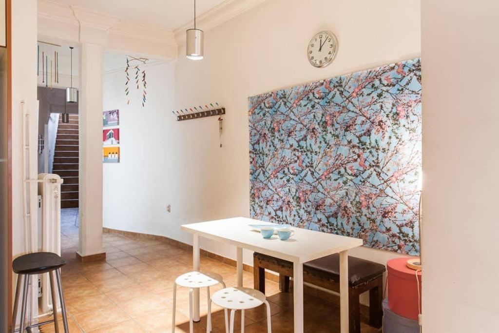 Mid Century 3 Bdr City Centre Townhouse أثينا المظهر الخارجي الصورة