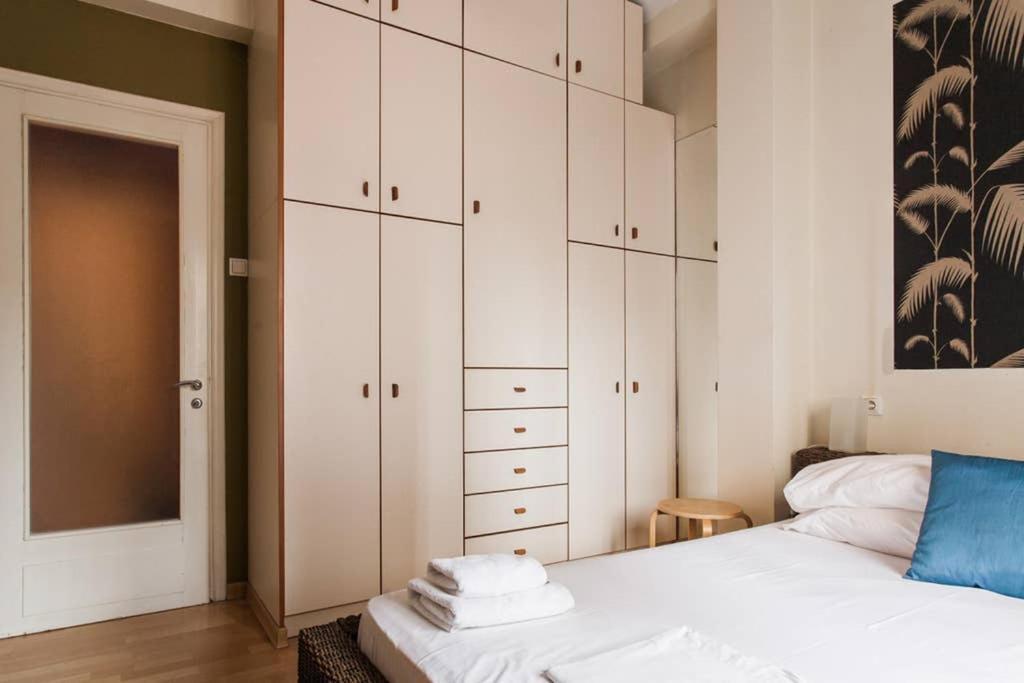 Mid Century 3 Bdr City Centre Townhouse أثينا المظهر الخارجي الصورة